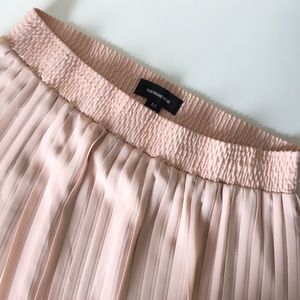Pale Pink Pleated Skirt